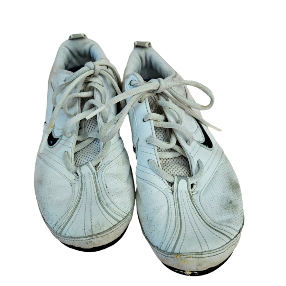 Nike Women Tennis Shoes 7 1/2